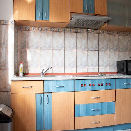 Family-Friendly Apartment Oradea Eksteriør billede