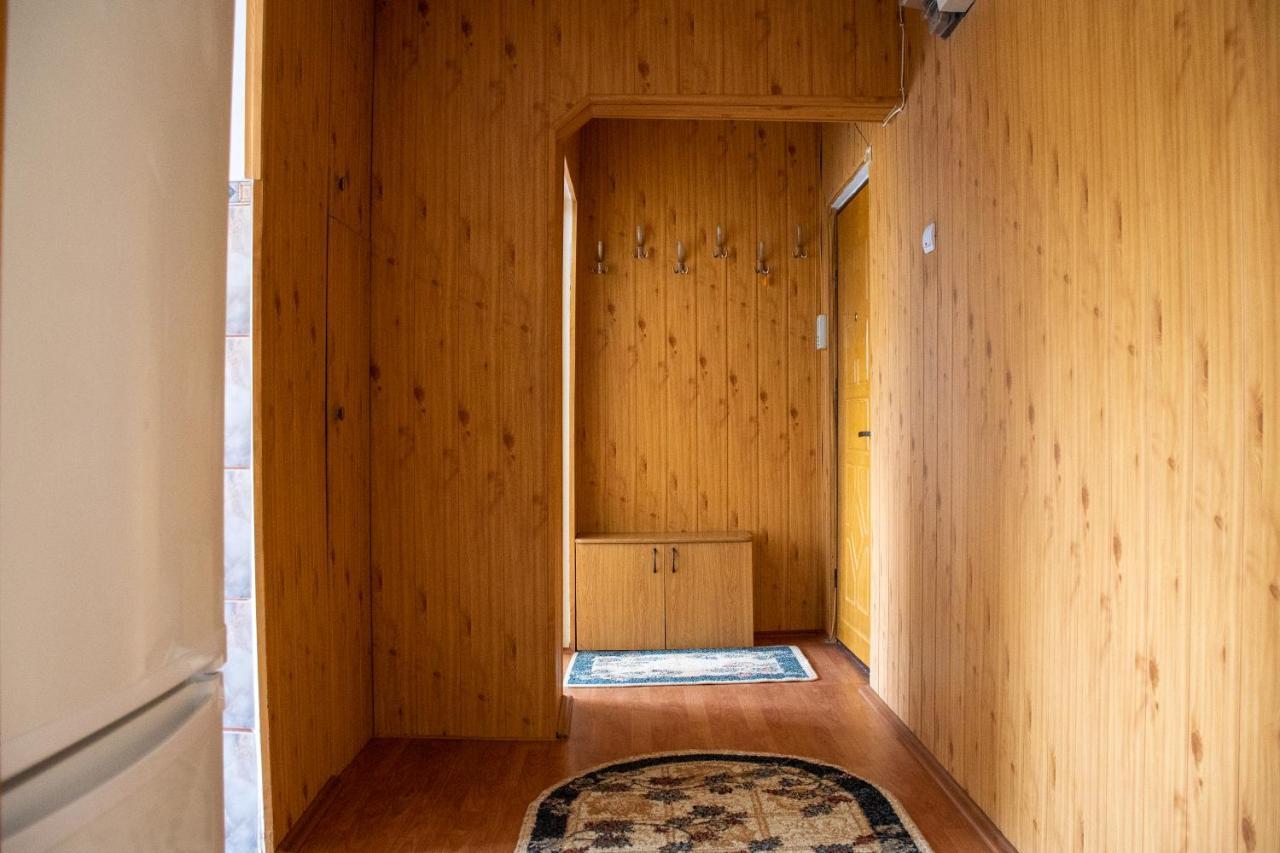 Family-Friendly Apartment Oradea Eksteriør billede