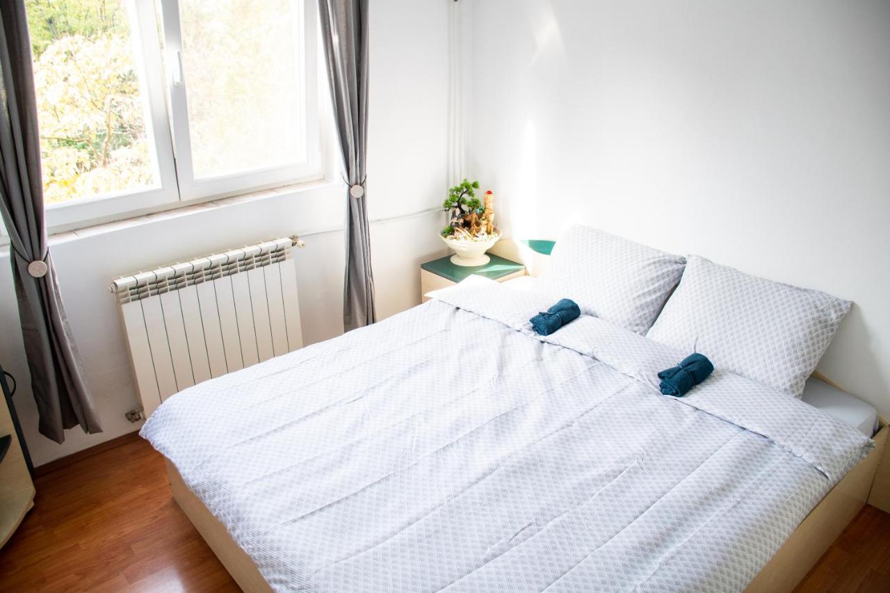 Family-Friendly Apartment Oradea Eksteriør billede